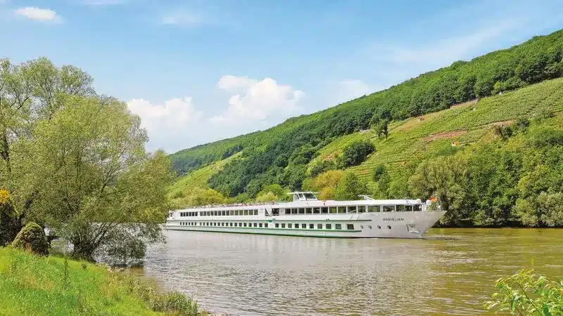 Boedapest & de IJzeren Poort: een spectaculaire Donau‑ervaring